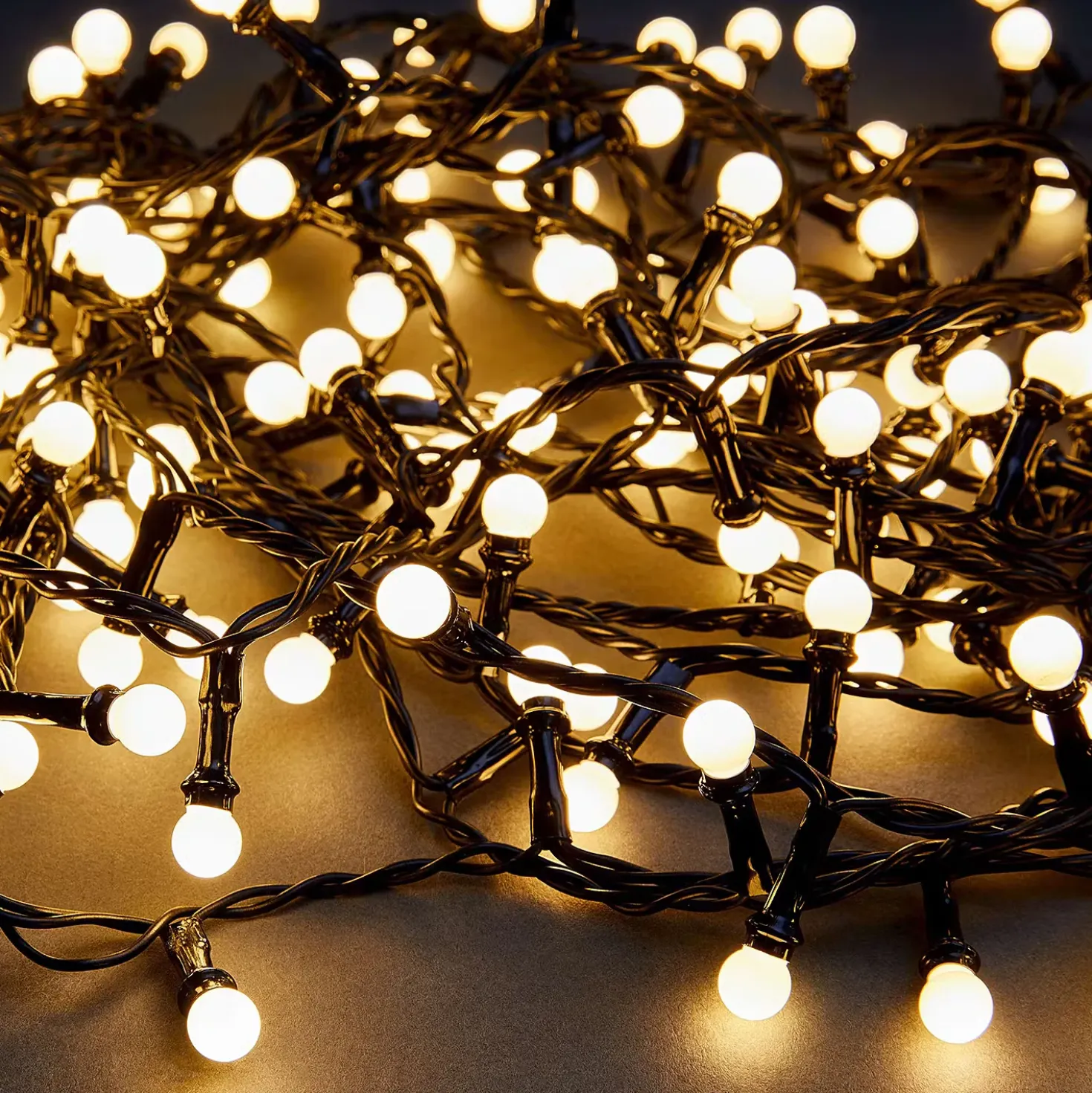 WHITE BULBS LED-Lichterkette